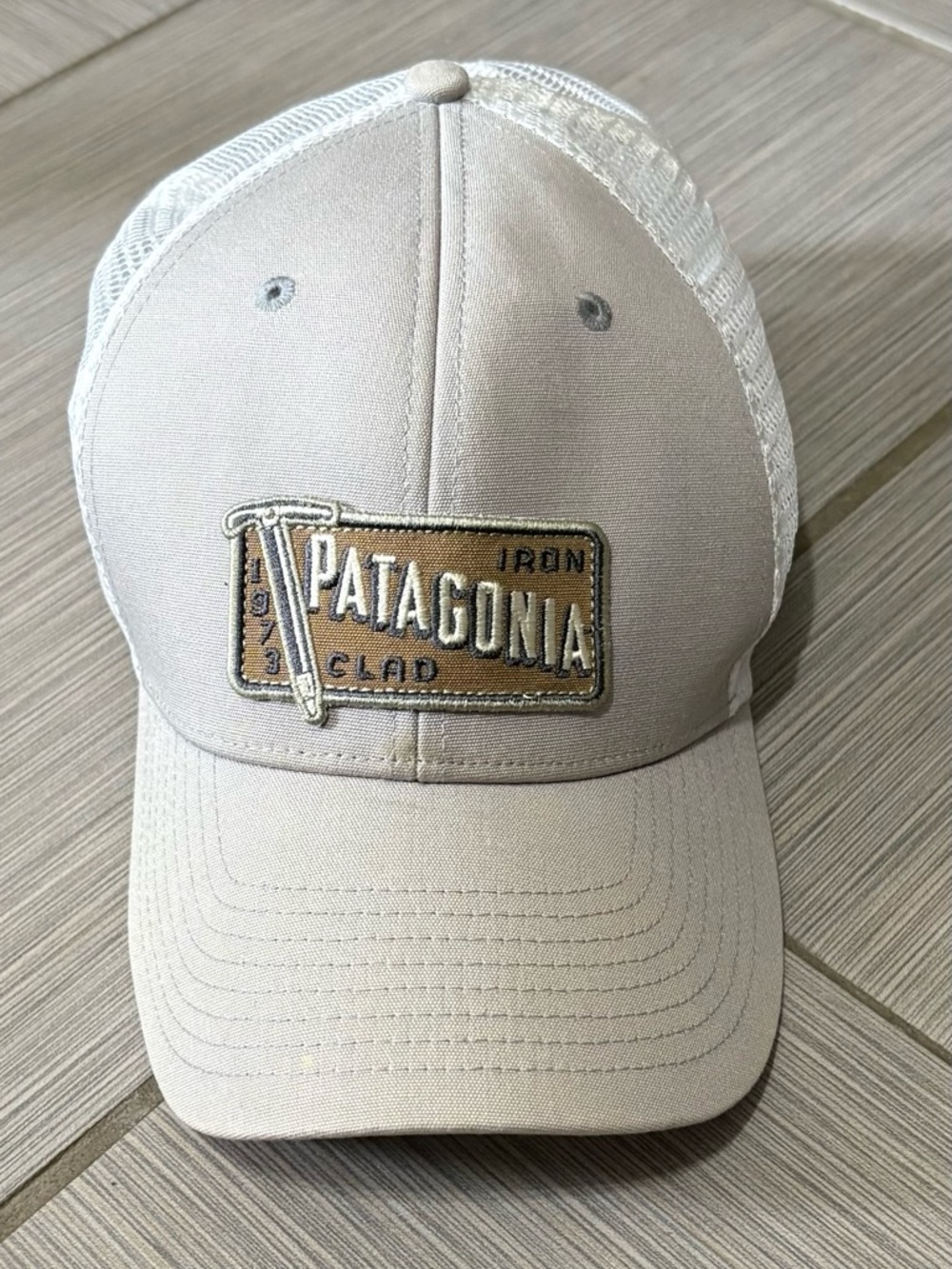 Patagonia tan and cream embroidered patch trucker hat